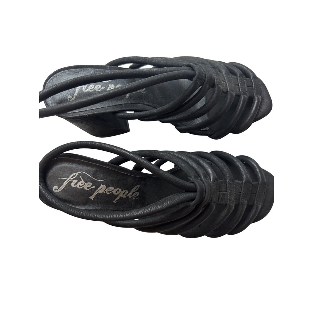 Free People Heels Size 36 US 6 "Colette" Cinched Leather Block Sandals Black - Picture 4 of 11